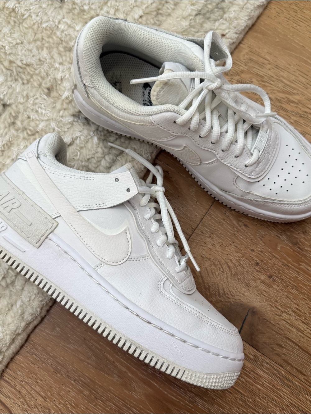 Nike AF1 White Leather Low-Top Sneakers with Swoosh Size 9 Women’s